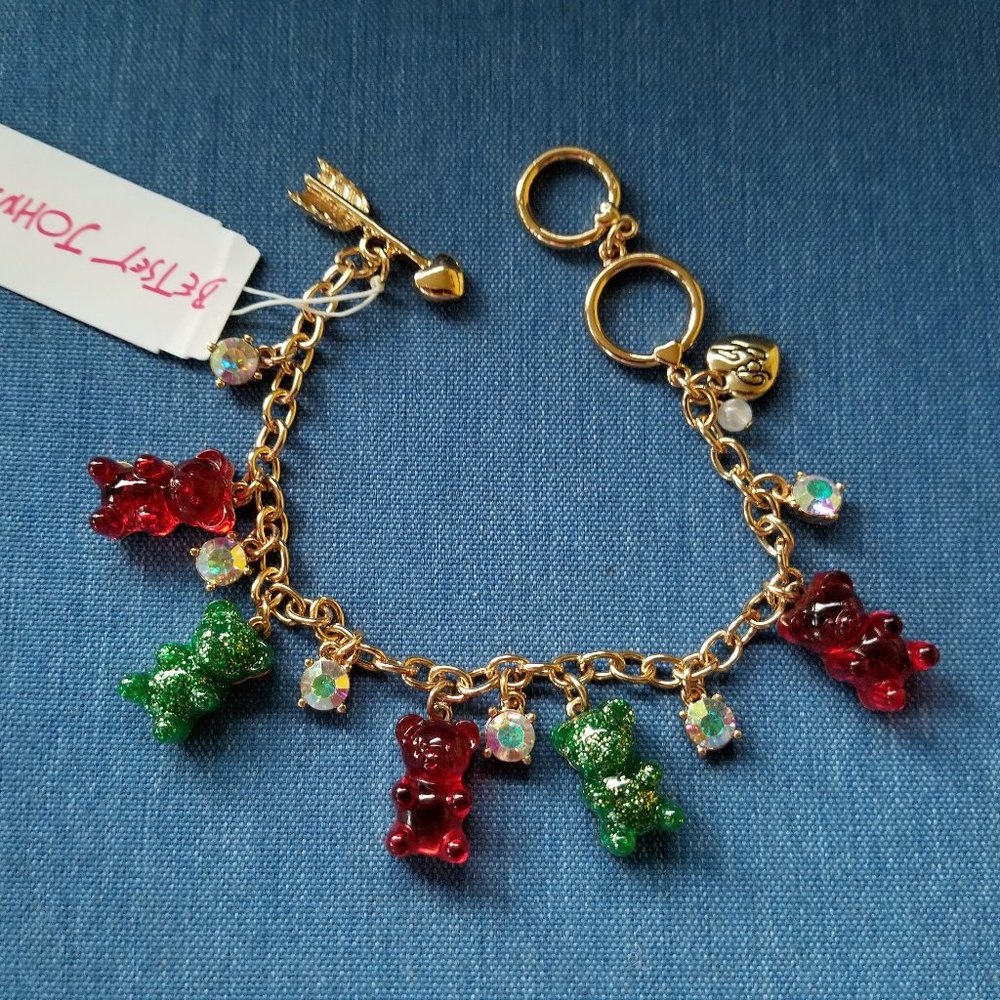 🧸🎄Betsey Christmas Holiday SPARKLE Gummy Bear Charm Bracelet - NWT🎄🧸